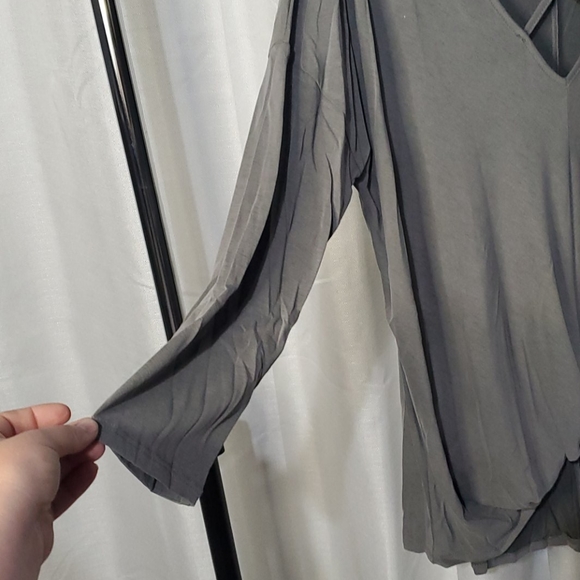 Cherish criss cross top - Picture 3 of 6